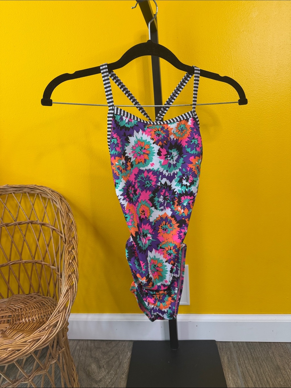 Dolfin Uglies One Piece Swimsuit Bright Colors Size 30